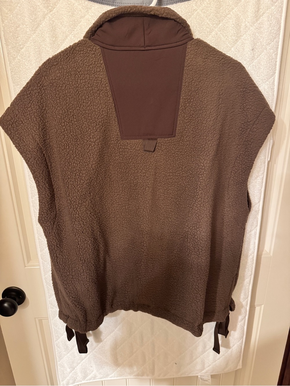 Brown Sherpa Vest - Picture 4 of 4